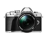 Olympus - Kit de cámara OM-D E-M10 Mark III Sistema Micro Four Third, Sensor 16 Mpx, autoenfoque táctil, Visor electrónico, vídeo 4K, Wi-Fi, en Plata con el M.Zuiko Digital 14-150mm F4.0-5.6 II Negro